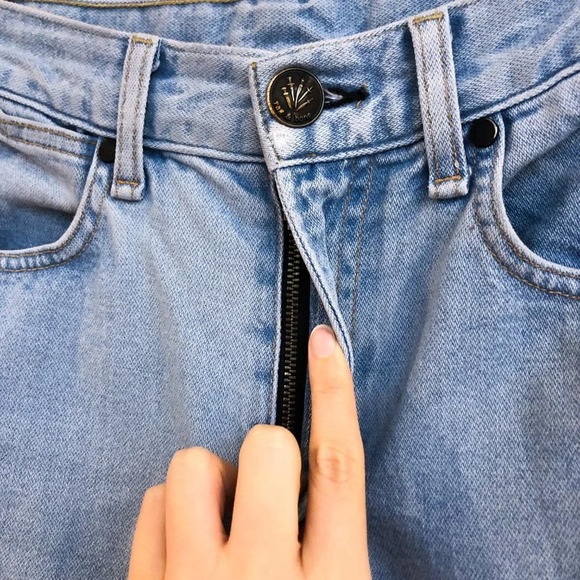 Rag & Bone Light Wash High Rise Straight Leg Cropped Designer Denim Jeans 25 - Picture 5 of 10